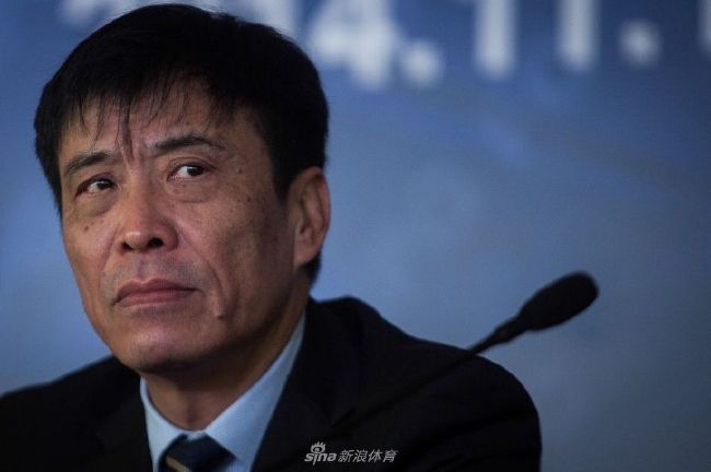 护士乳尖乱颤颤娇喘连连小说