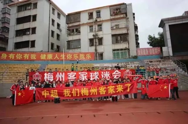 国产三区在线播放